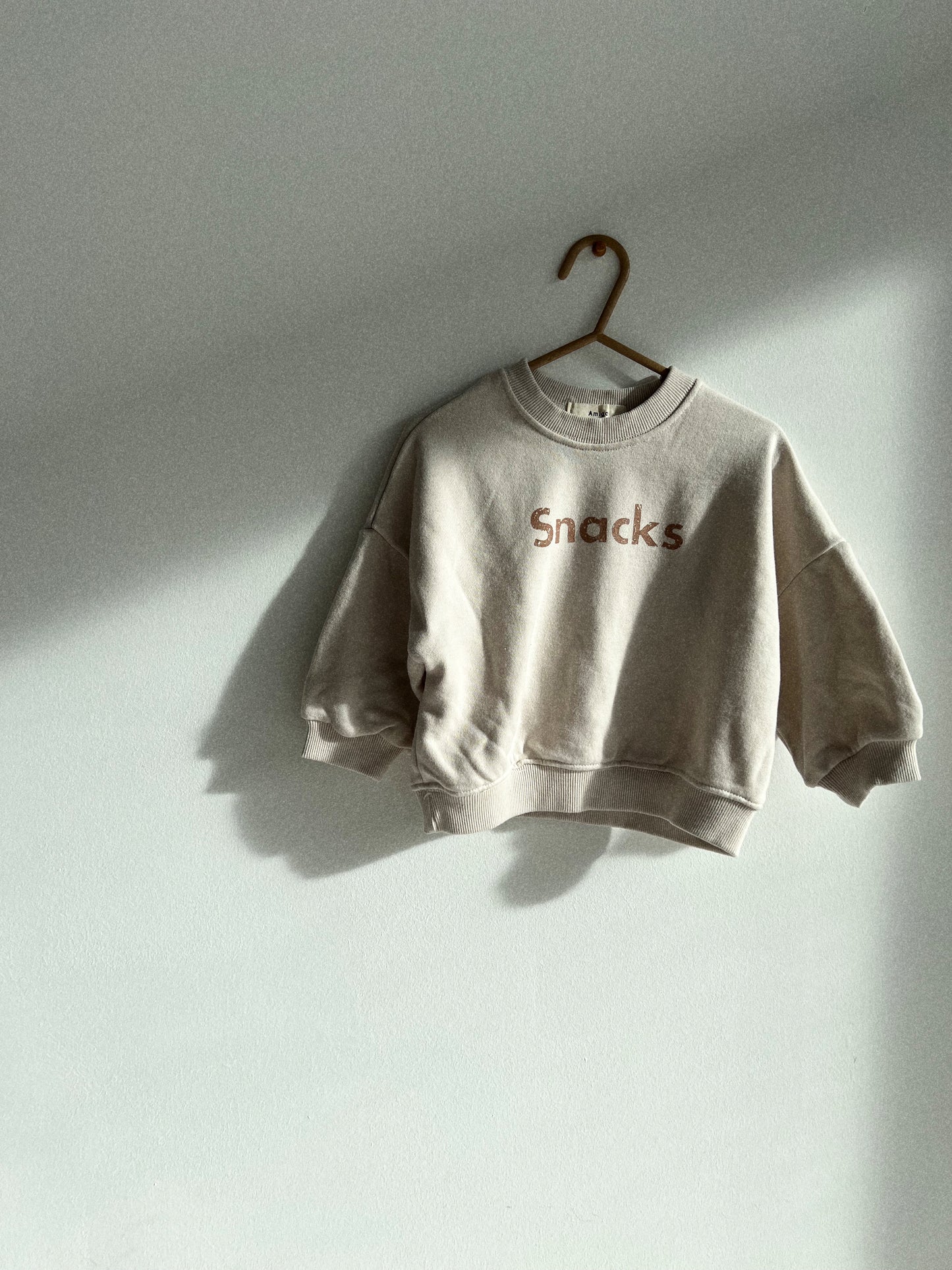 SNACKS crewneck