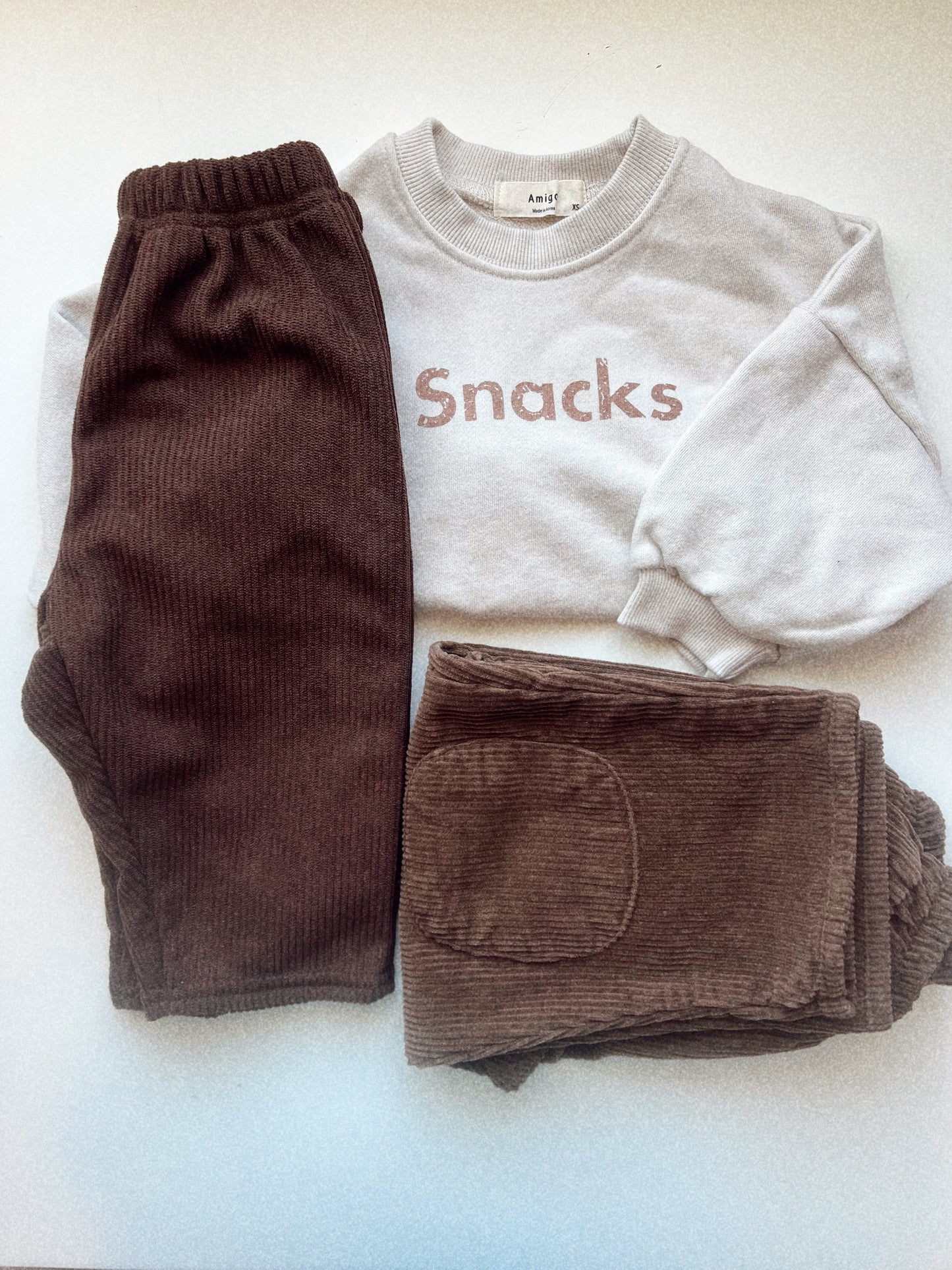 SNACKS crewneck