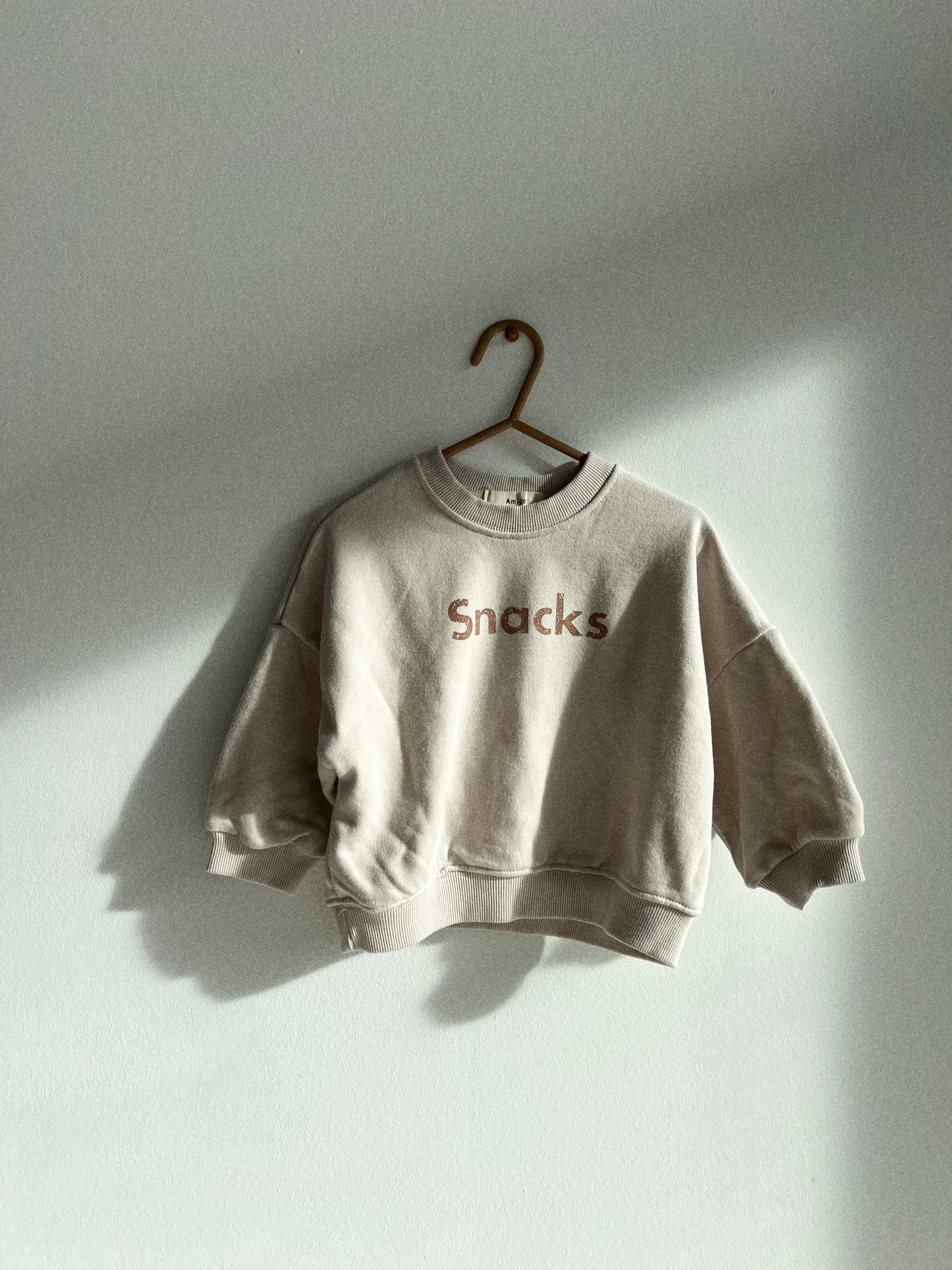 SNACKS crewneck