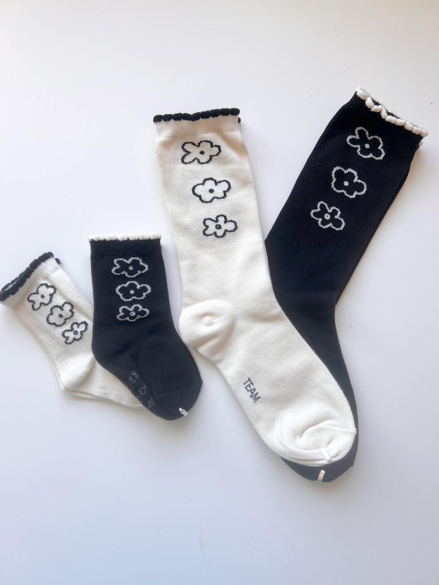 Mommy & Me Matching Socks (Mama & Kids)