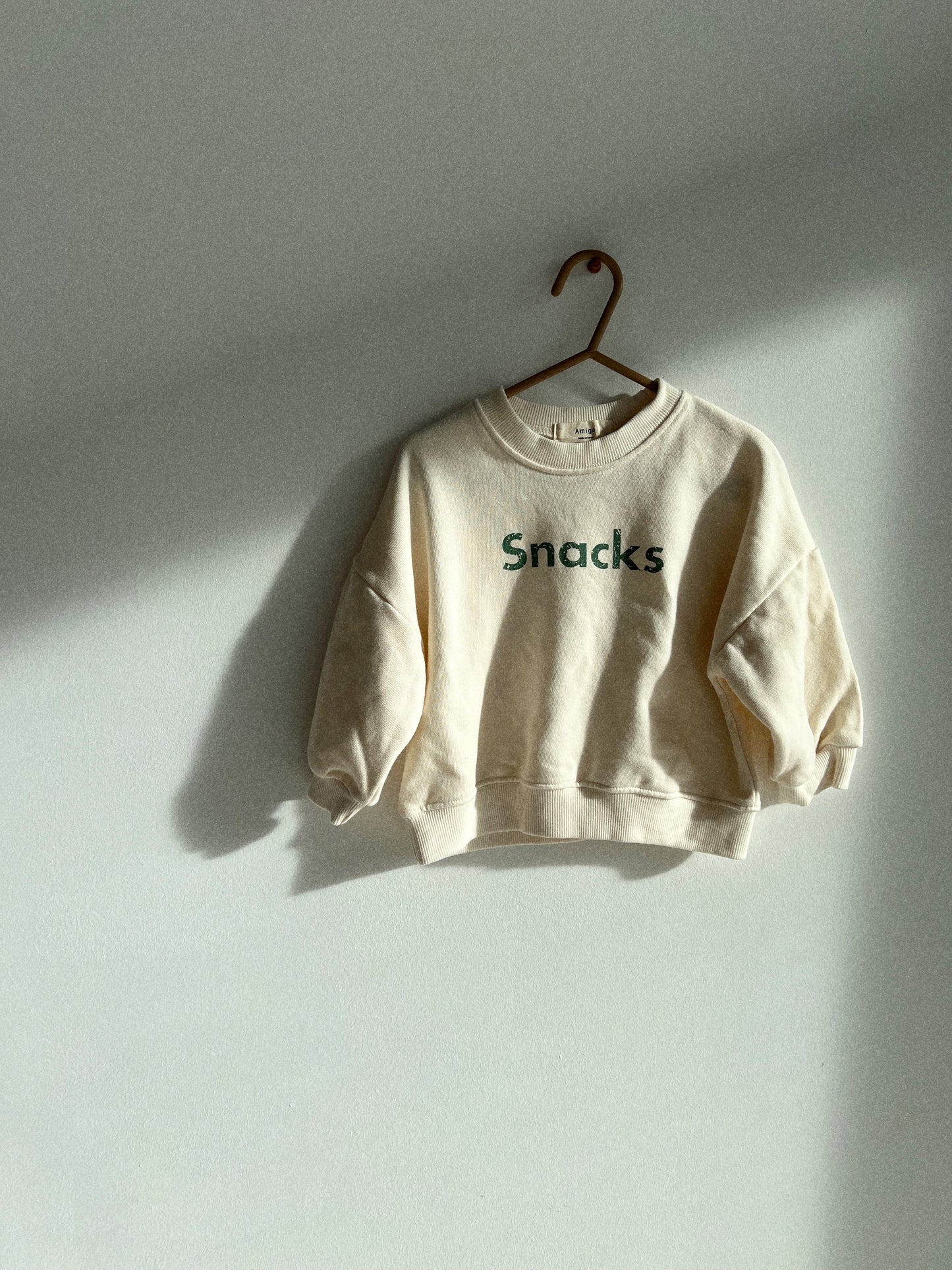SNACKS crewneck